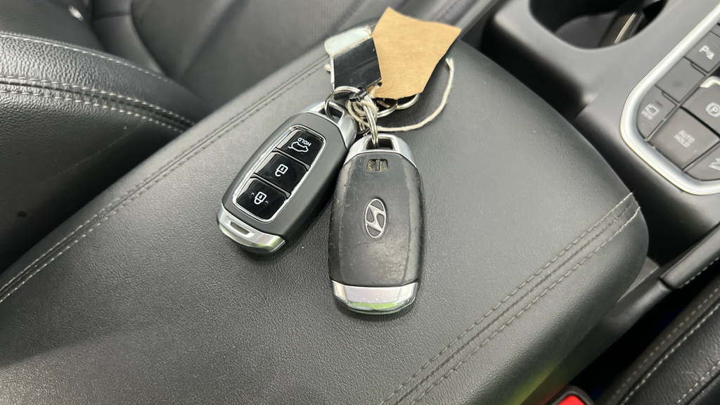 Hyundai Santa Fe Silver #32