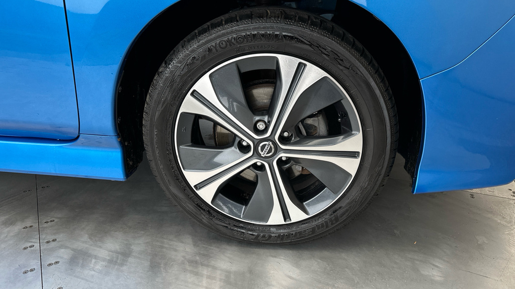 Nissan Leaf E Plus Tekna Silver #27