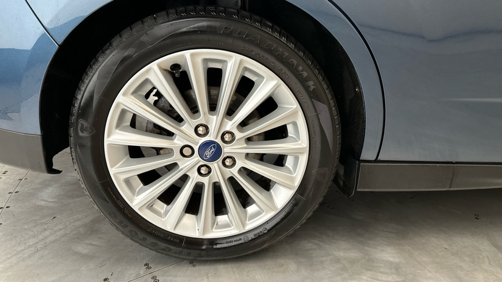 Ford C-Max Titanium X Black #23