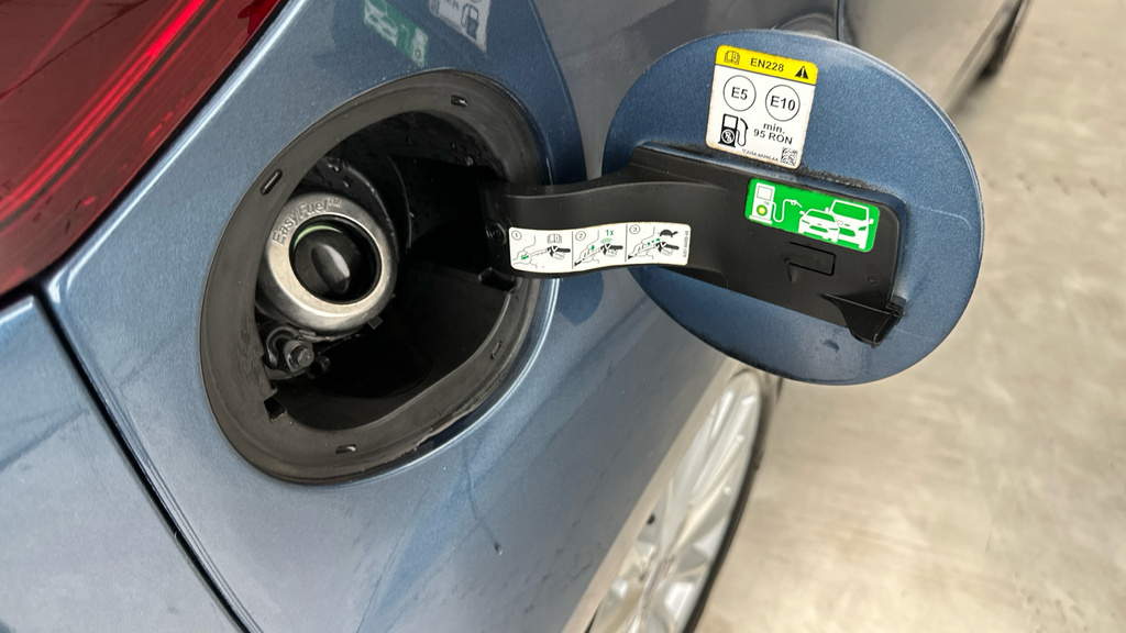 Ford C-Max Titanium X Black #25