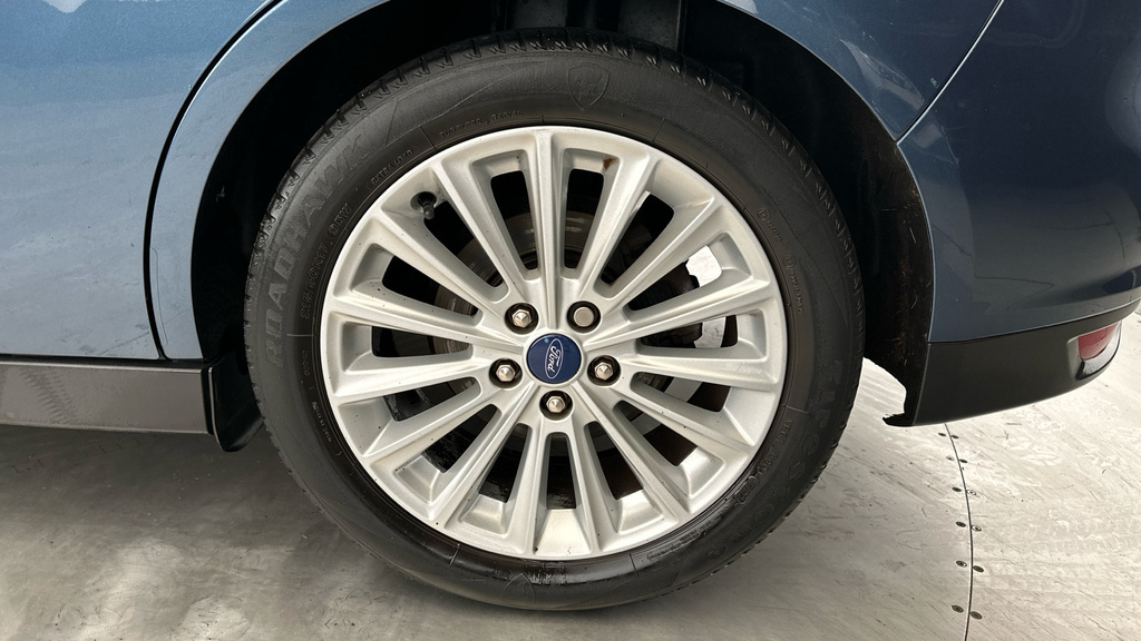 Ford C-Max Titanium X Black #22