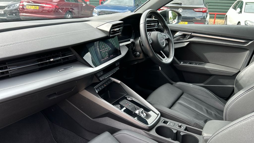 Audi A3 Technik Black #10