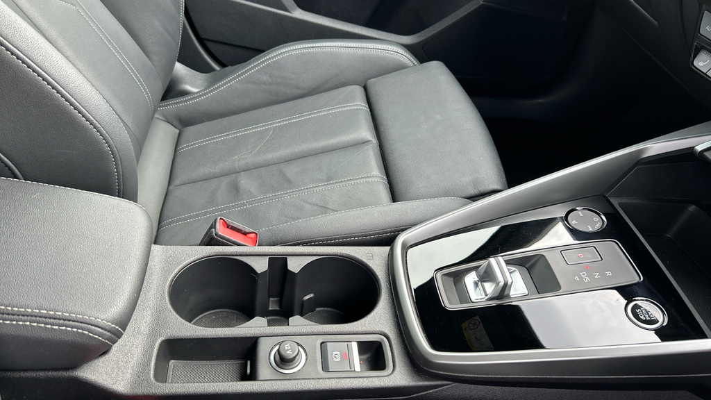 Audi A3 Technik Black #32