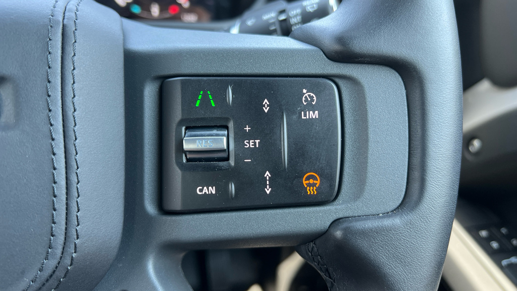 Land Rover Defender 3L X-dynamic Hse Black #36
