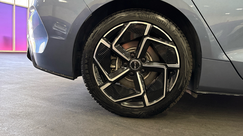 Byd Seal Design Black #19
