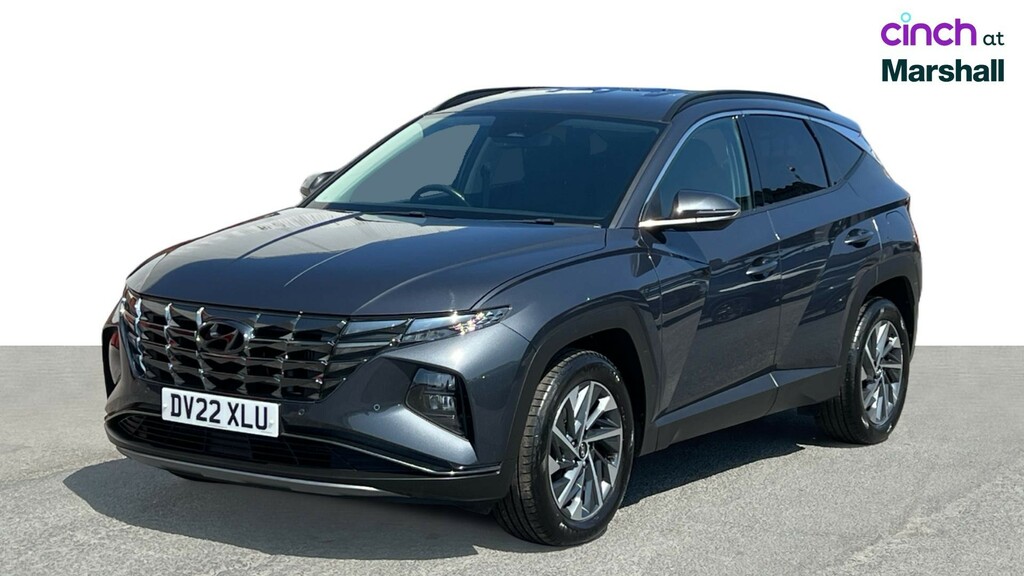 Hyundai Tucson White #9
