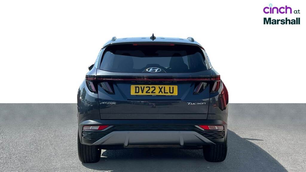 Hyundai Tucson White #4