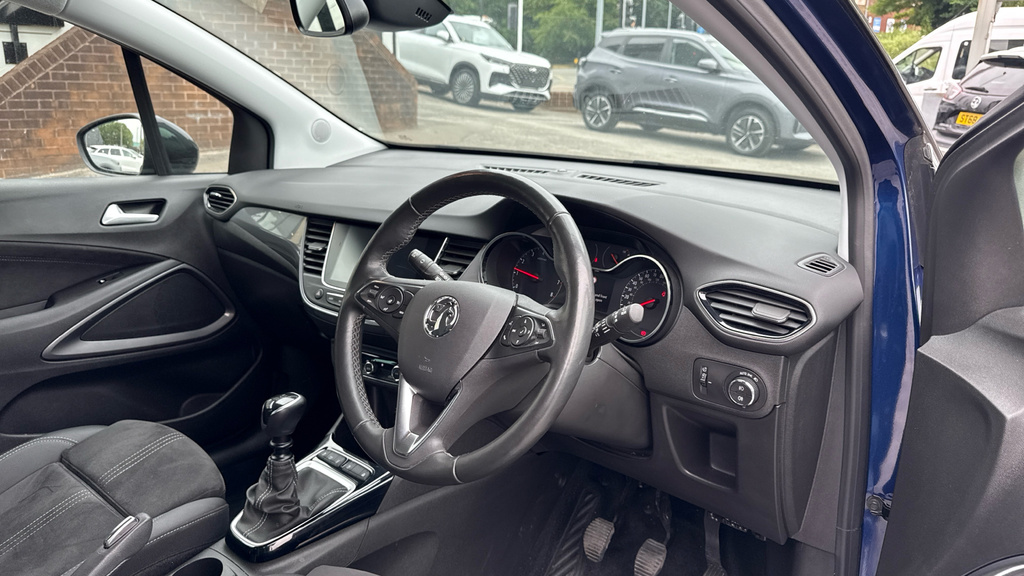 Vauxhall Crossland 1.2 Turbo Ultimate White #12