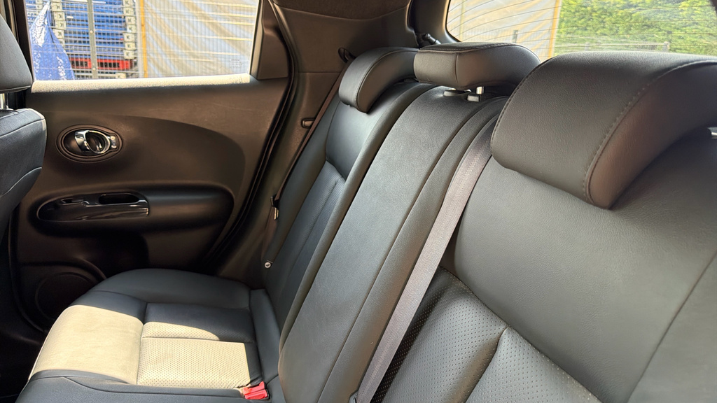 Nissan Juke 1.2Sm Ncon Silver #21