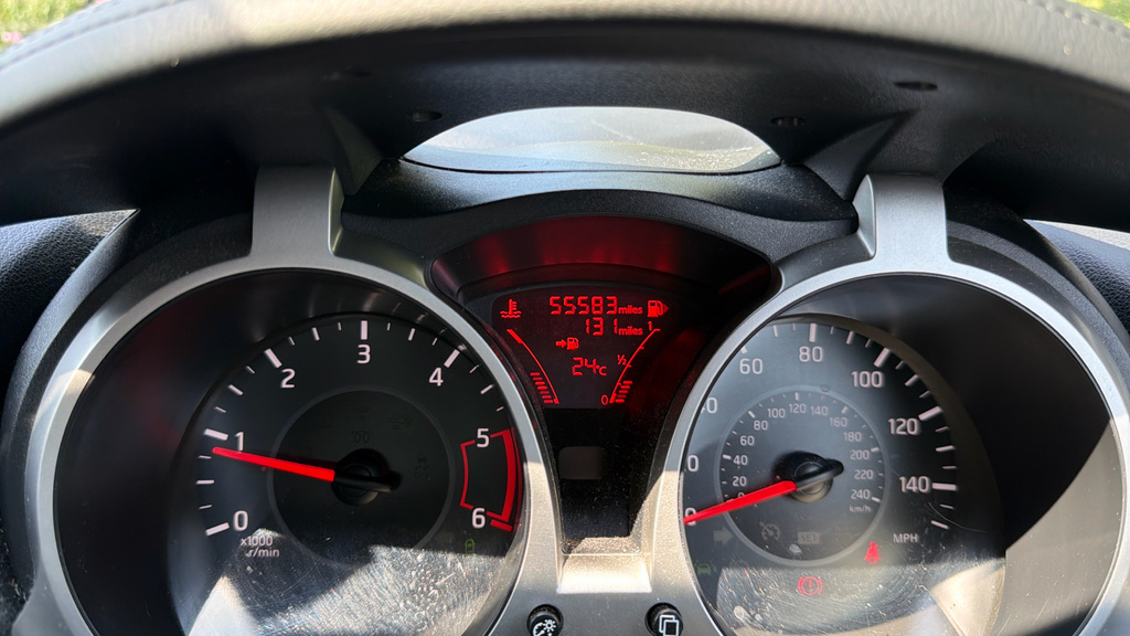 Nissan Juke 1.2Sm Ncon Silver #32