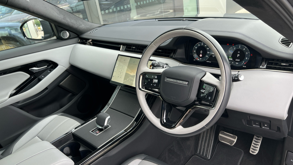 Land Rover Range Rover Evoque 2.0 D200 Dynamic Hse White #12