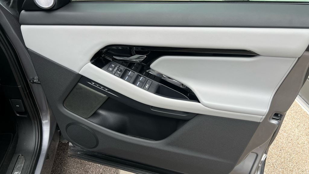 Land Rover Range Rover Evoque 2.0 D200 Dynamic Hse White #41