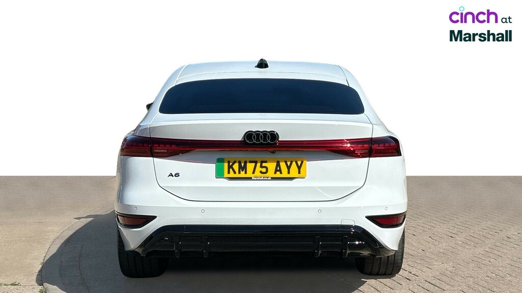 Audi A6 Launch Edition E-tron 370,00 Kw White #4