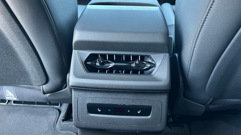Audi A6 Launch Edition E-tron 370,00 Kw White #42