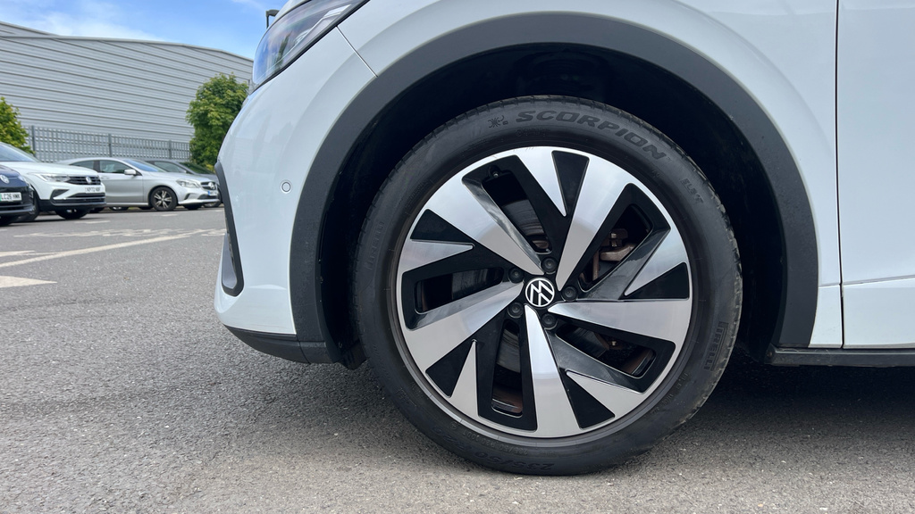 Volkswagen ID.5 Id5 Style Pro Performance White #18