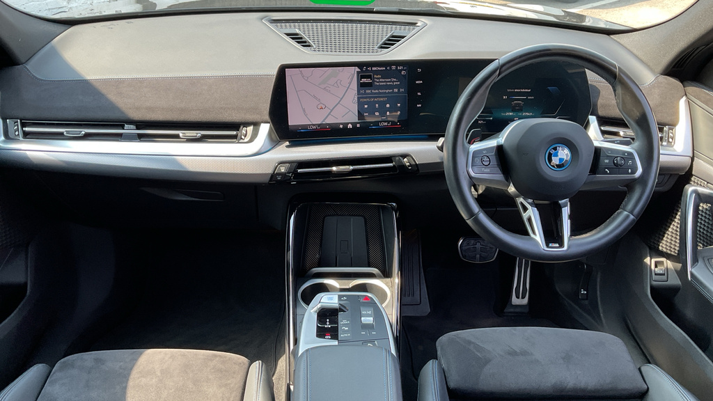 BMW iX2 M Sport White #11