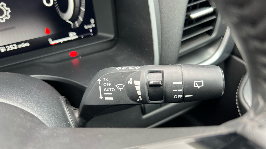 Nissan Qashqai 1.5 E-power Tekna Black #27