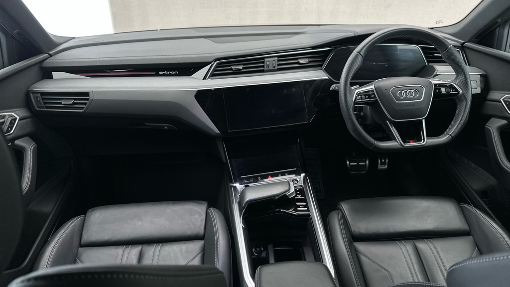 Audi Q8 e tron Black Edition Black #14