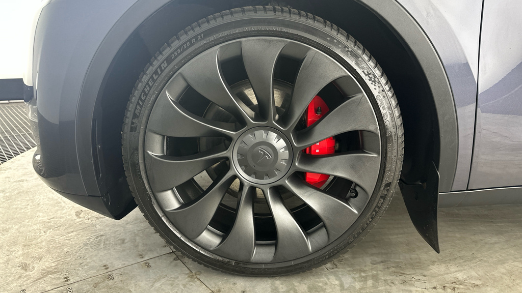 Tesla Model Y Y Base Black #26