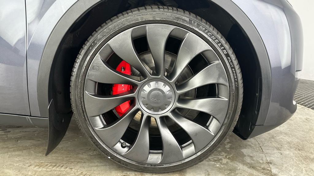 Tesla Model Y Y Base Black #29