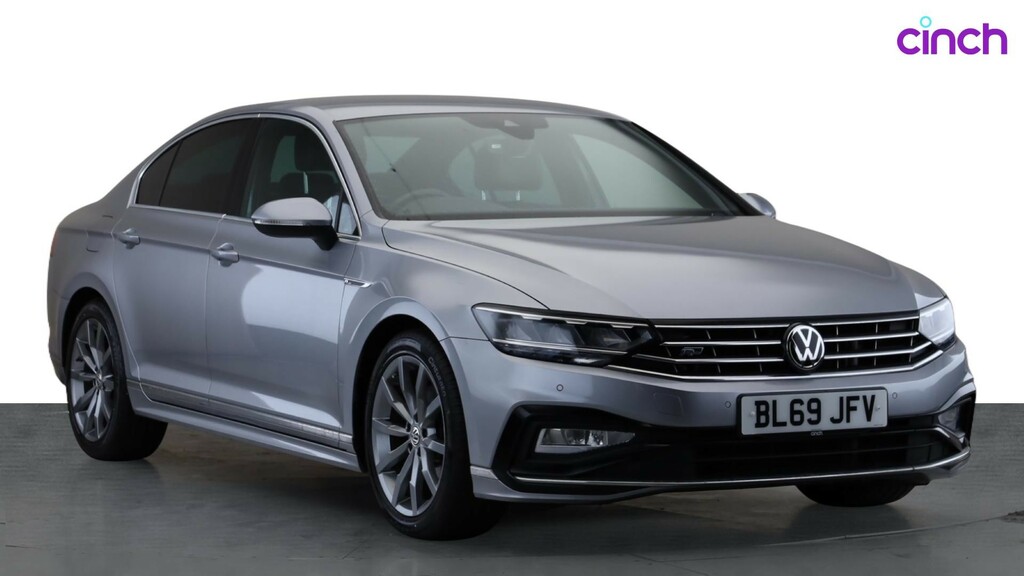 Volkswagen Passat Sel Red #1