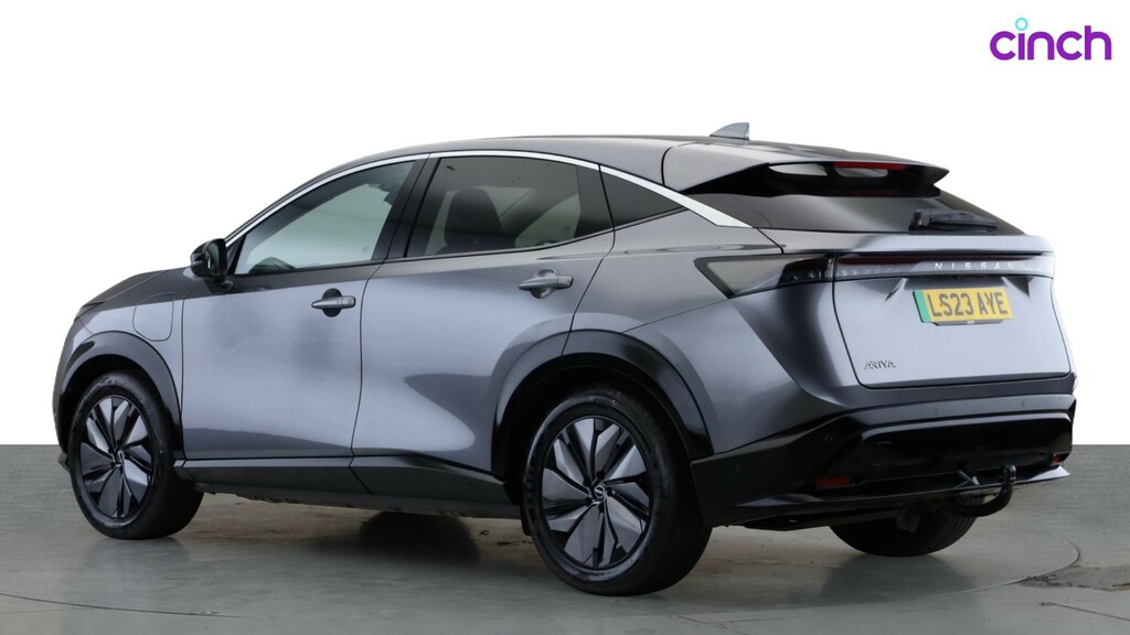 Nissan Ariya Evolve Red #8