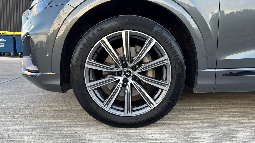 Audi Q8 Tdi V6 S Line Black #18