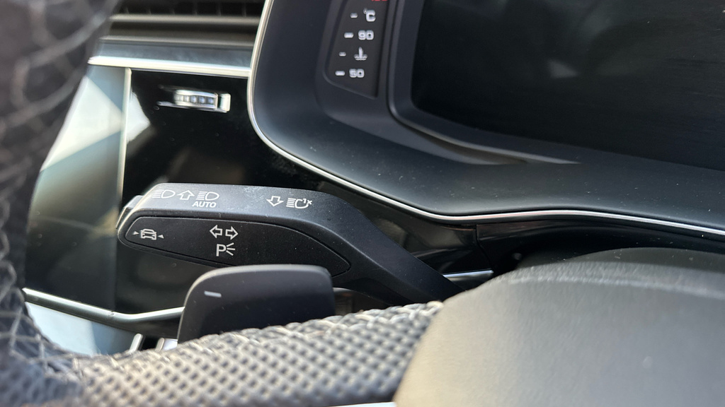 Audi Q8 Tdi V6 S Line Black #27