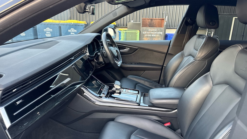 Audi Q8 Tdi V6 S Line Black #21