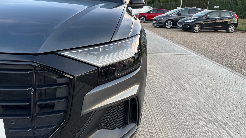 Audi Q8 Tdi V6 S Line Black #46
