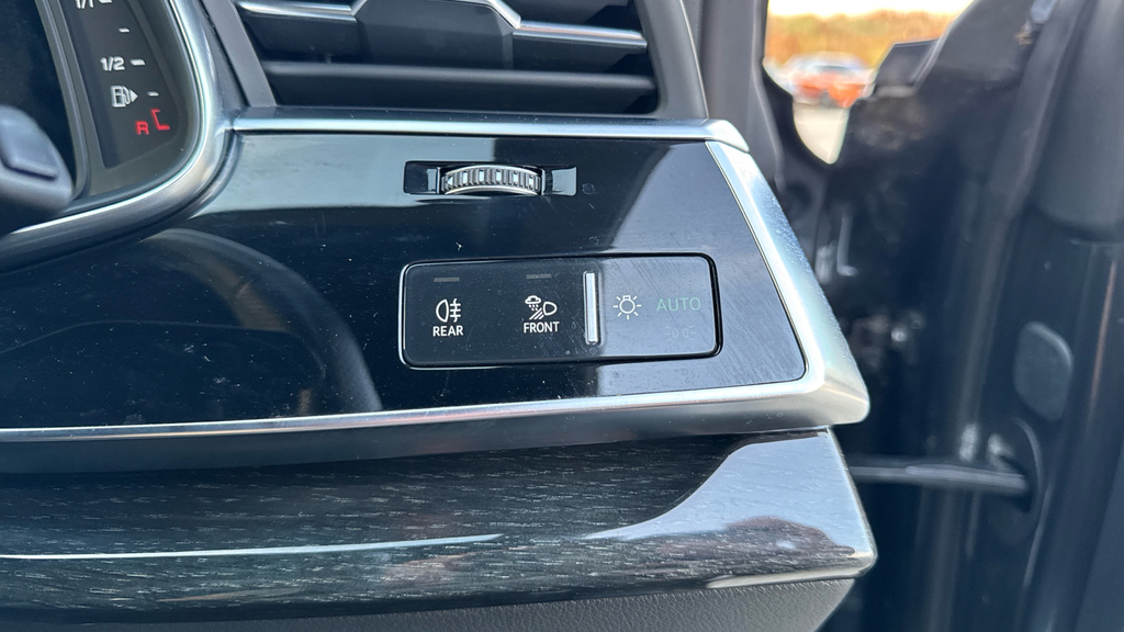 Audi Q8 Tdi V6 S Line Black #36