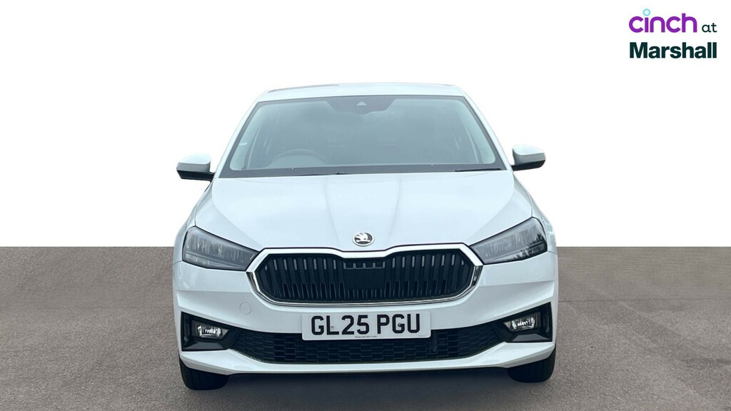 Skoda Fabia Design Edition White #8