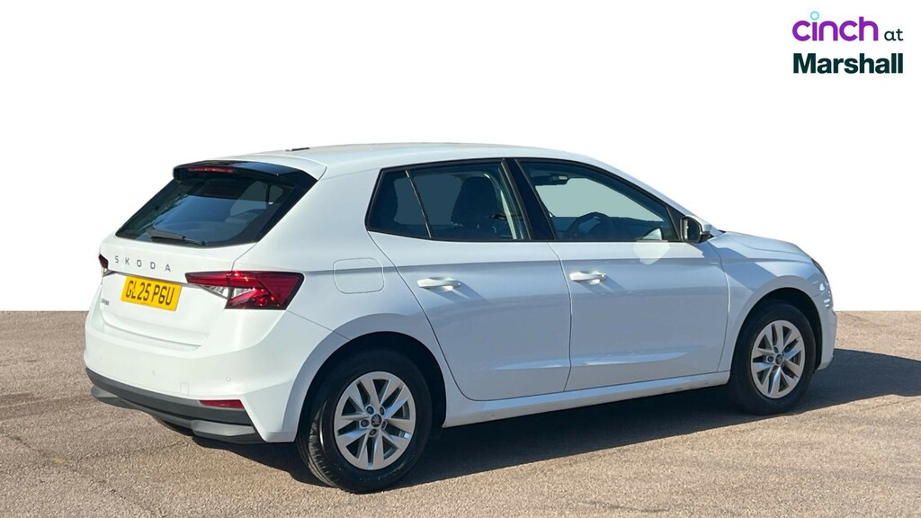 Skoda Fabia Design Edition White #3