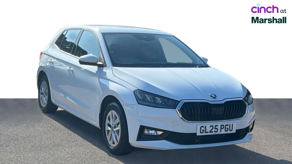 Skoda Fabia Design Edition White #1