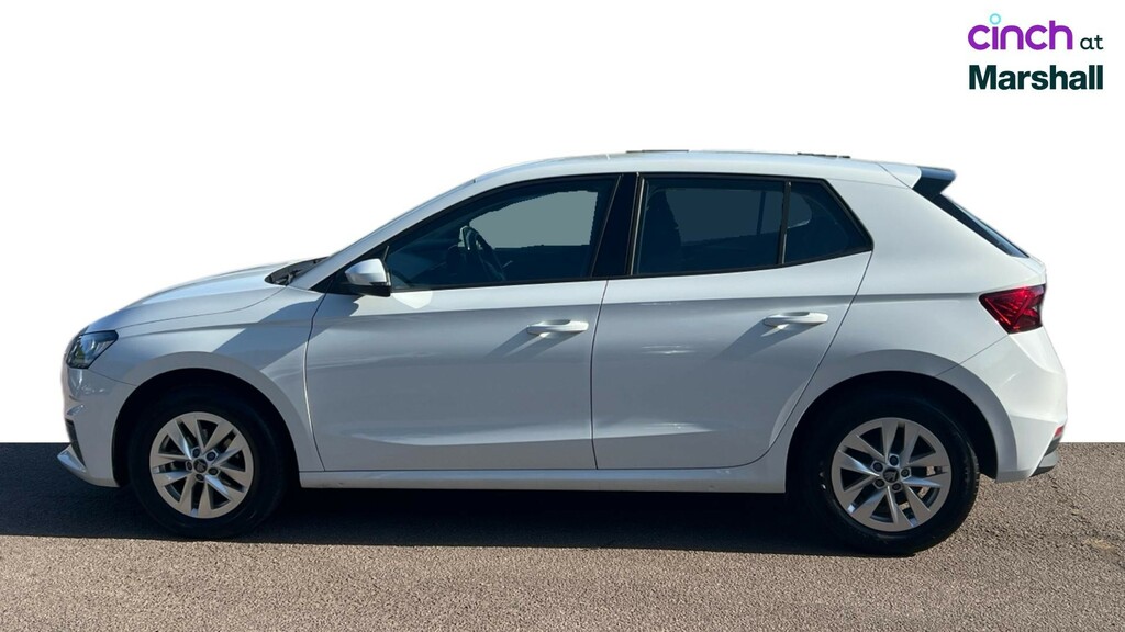 Skoda Fabia Design Edition White #6