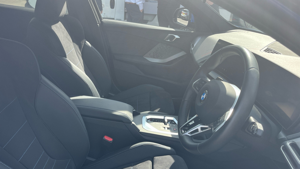 BMW 1 Series Hatchback White #19