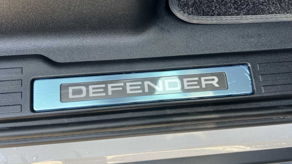 Land Rover Defender X-dynamic Se Red #35