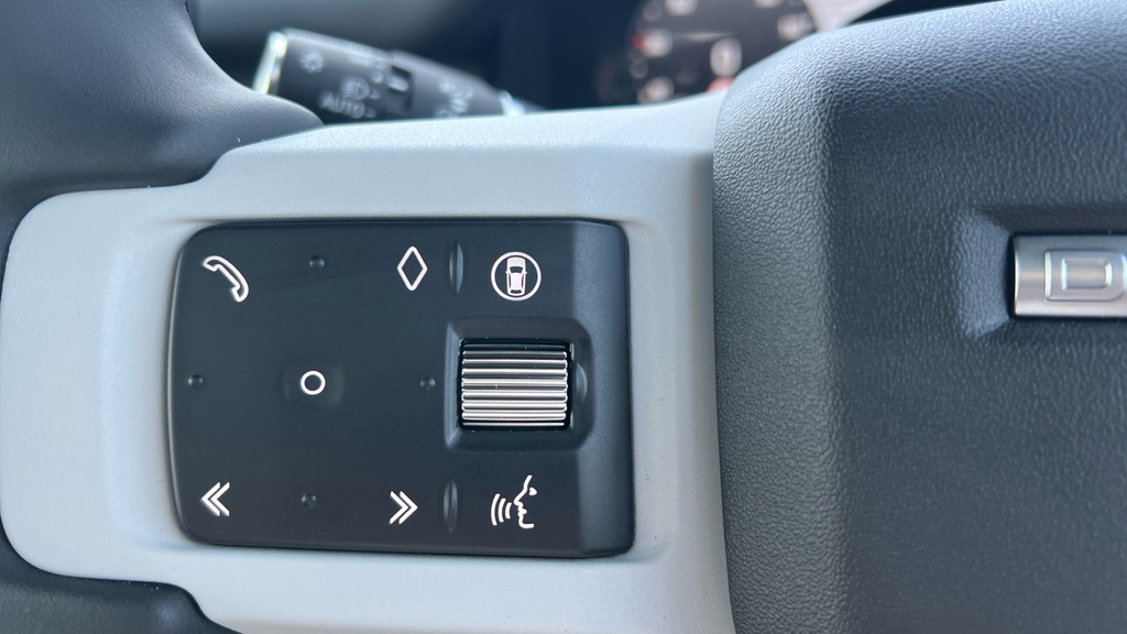 Land Rover Defender X-dynamic Se Red #34