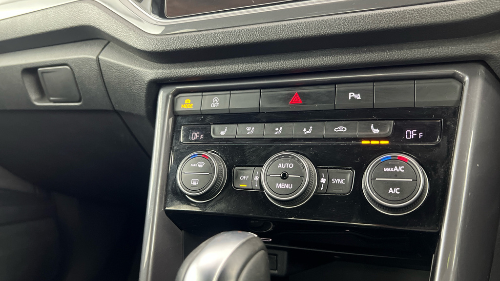 Volkswagen T-Roc Active Grey #17