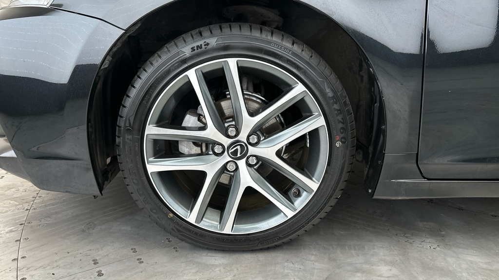 Lexus CT 200H 1.8 Se Cvt Plus Pack Black #23