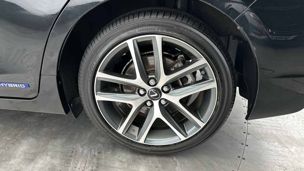 Lexus CT 200H 1.8 Se Cvt Plus Pack Black #24
