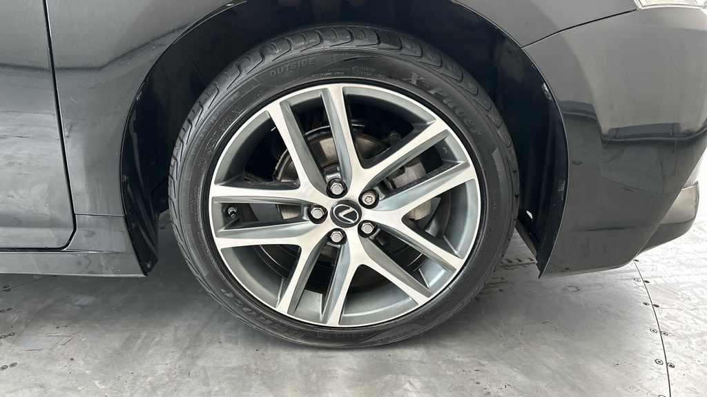 Lexus CT 200H 1.8 Se Cvt Plus Pack Black #26