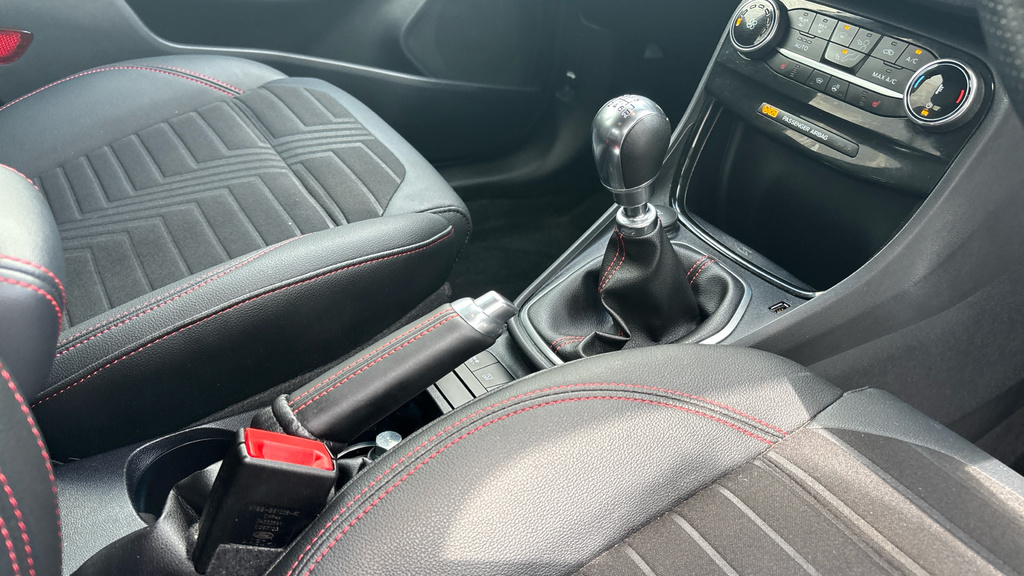 Ford Puma Vivid Ruby Edition Red #39