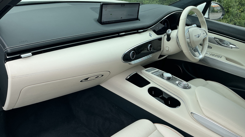 Genesis GV70 2.2D Luxury Suv Silver #12