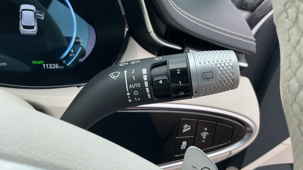 Genesis GV70 2.2D Luxury Suv Silver #32