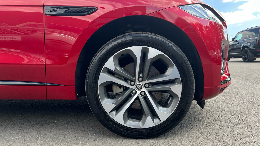 Jaguar F-Pace D200 R-dynamic Hse Black 90Th Anniversary Black #26
