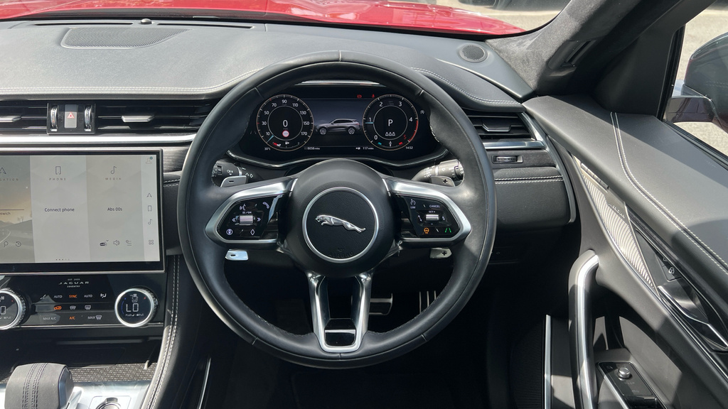 Jaguar F-Pace D200 R-dynamic Hse Black 90Th Anniversary Black #30