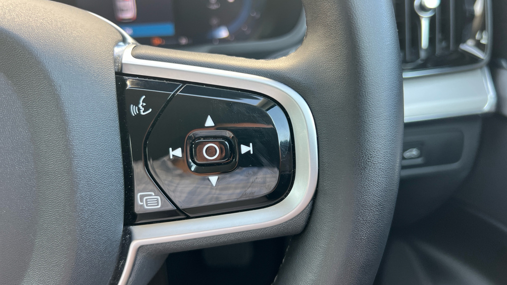 Volvo XC90 2.0 B5 P Core Grey #29