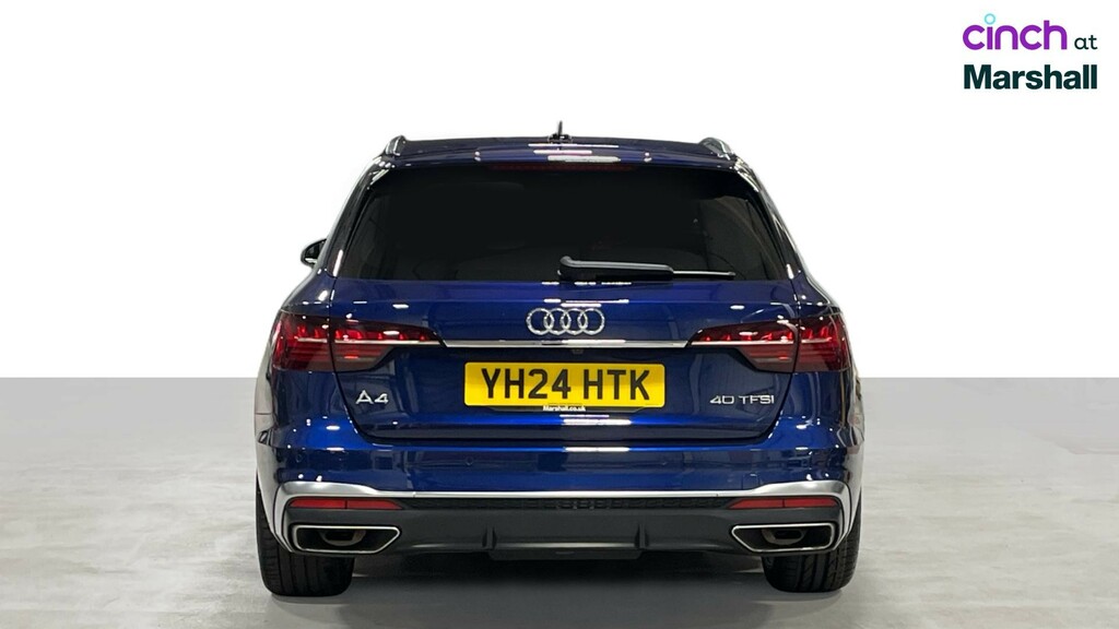 Audi A4 Avant 2L Black Edition Grey #4