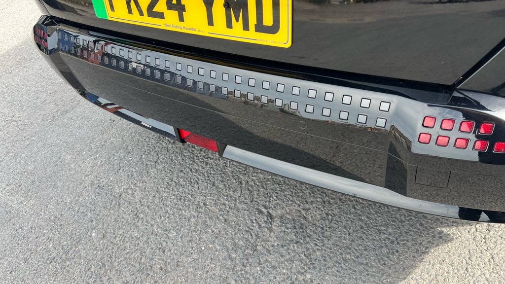 Hyundai Kona Hatchback Silver #5